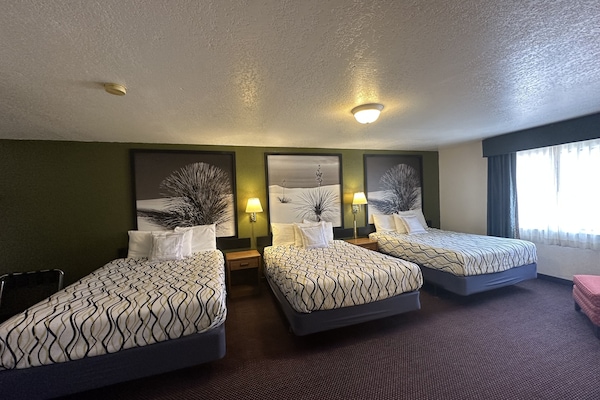 Desk, iron/ironing board, free WiFi, bed sheets