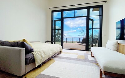 Luxury Modern Retreat w/ Puget Sound Views, Gourmet Kitchen, Fire Pit on 3 Acres