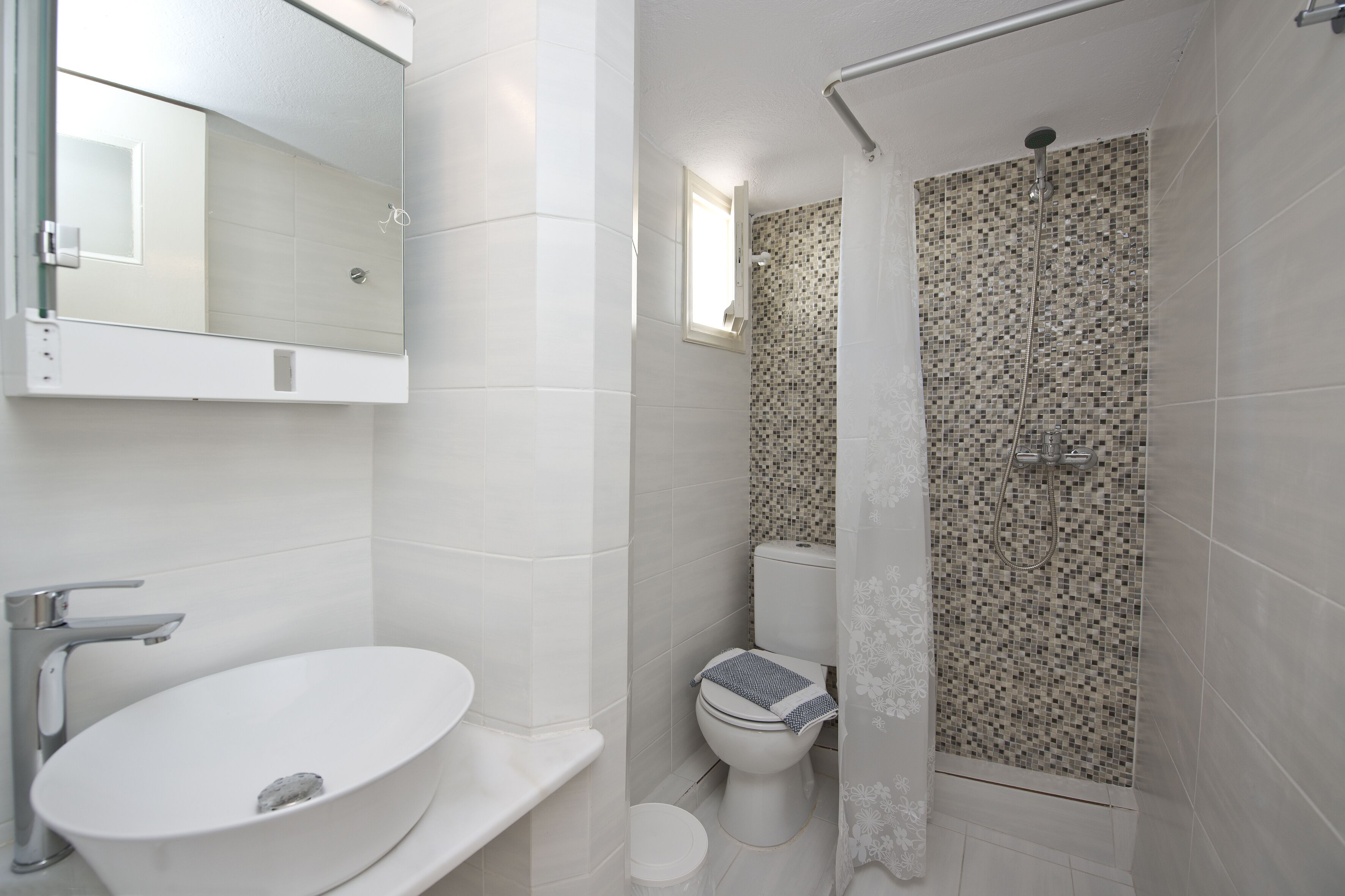 Photo - Karboni Hotel