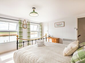 2 quartos, Wi-Fi de cortesia, roupa de cama