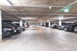 Self parking (EUR 19 per day)