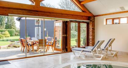 Granary Barn - UKC5405