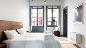 2 dormitorios, tabla de planchar con plancha, wifi y ropa de cama