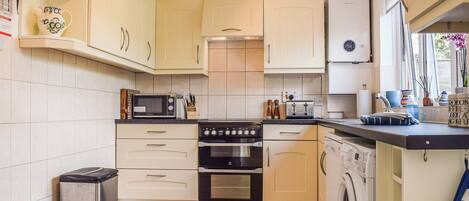 غسالة أطباق، كرسي للأطفال