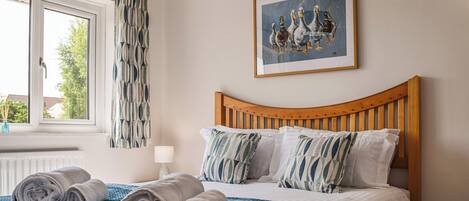 4 makuuhuonetta, ilmainen Wi-Fi, vuodevaatteet