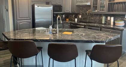 6BR Beach House Private Pool Half-Block to Beach Sleeps Big Groups