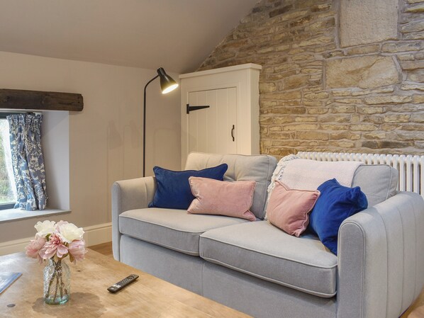 Fireplace - The Old Shippon at New Ringstones Farm (Rowarth)