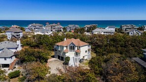 Exterior - Shore Pleasure: Sun Deck, Jacuzzi & Ocean Views (Corolla)