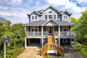 Exterior - Raise The Jolly Roger *Dog Friendly* Pool *Game Rm (Corolla)