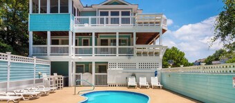 2090 Taste of Paradise *Pool *Elevator *Pool Table