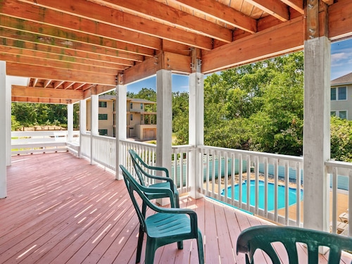 2090 Taste of Paradise *Pool *Elevator *Pool Table