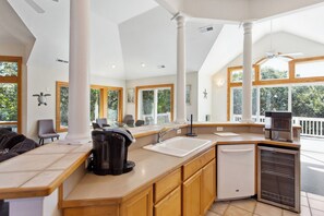 Interior - 3010 Sea Witch *5 bedroom *Private Pool *Hot Tub (Southern Shores)