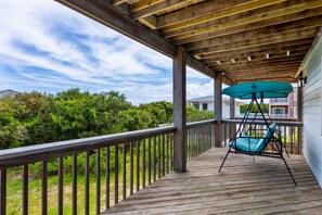 Property grounds - 3043 Sandy Shores * 5 Min Walk to Beach * Pool (Southern Shores)