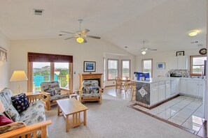 TV, fireplace, stereo