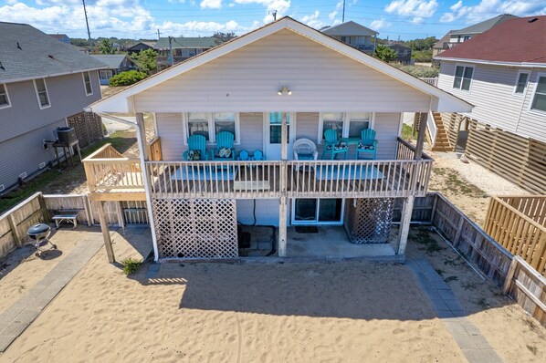 Terrace/patio - 5001 Indebted By The Sea * 3 Min Walk to Beach (Kill Devil Hills)