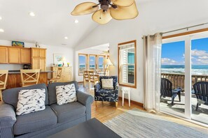 TV, foosball, books - 5060 Dolphin's Watch * Oceanfront * Elevator (Kill Devil Hills)