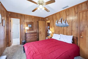 3 chambres, fer et planche à repasser, Wi-Fi gratuit, draps fournis