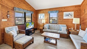 TV - 5215 Edwards * 3 Min Walk to Beach (Kill Devil Hills)