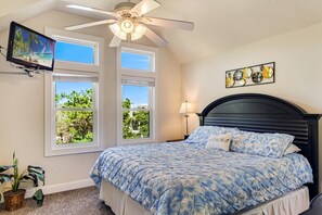 5 Schlafzimmer, Schreibtisch, Bügeleisen/Bügelbrett, kostenloses WLAN