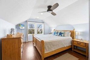 6 quartos, Wi-Fi de cortesia, roupa de cama