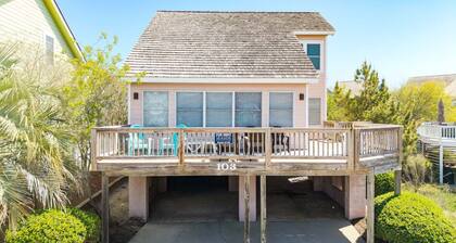 6165 Fantasy Land * 8 Min Walk to Beach
