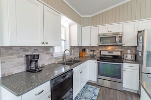 Fridge, microwave, oven, stovetop - 7078 Island Time * 2 Min Walk to Beach * Hot Tub (Nags Head)