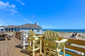 Property grounds - Southern Breeze*Oceanfront*DogFriendly*GameRm*Pool (Nags Head)