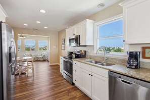 Fridge, microwave, oven, stovetop - Southern Breeze*Oceanfront*DogFriendly*GameRm*Pool (Nags Head)