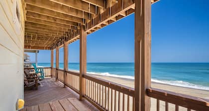 Oceanfront dog friendly elevator pool table
