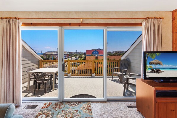 Télévision, cheminée