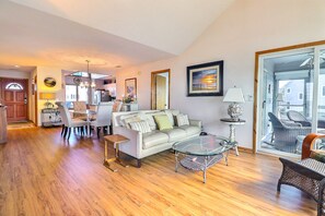 TV, fireplace, DVD player, stereo