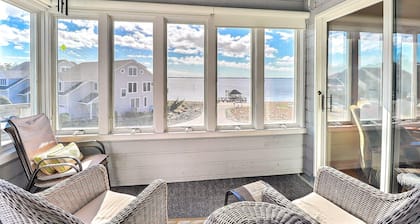 3BR soundfront condo w/ jacuzzi tub & sunset views