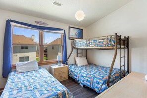 3 bedrooms, free WiFi, bed sheets - 3BR Sea Dunes Townhome w/ Pool & Beach Access (Kitty Hawk)
