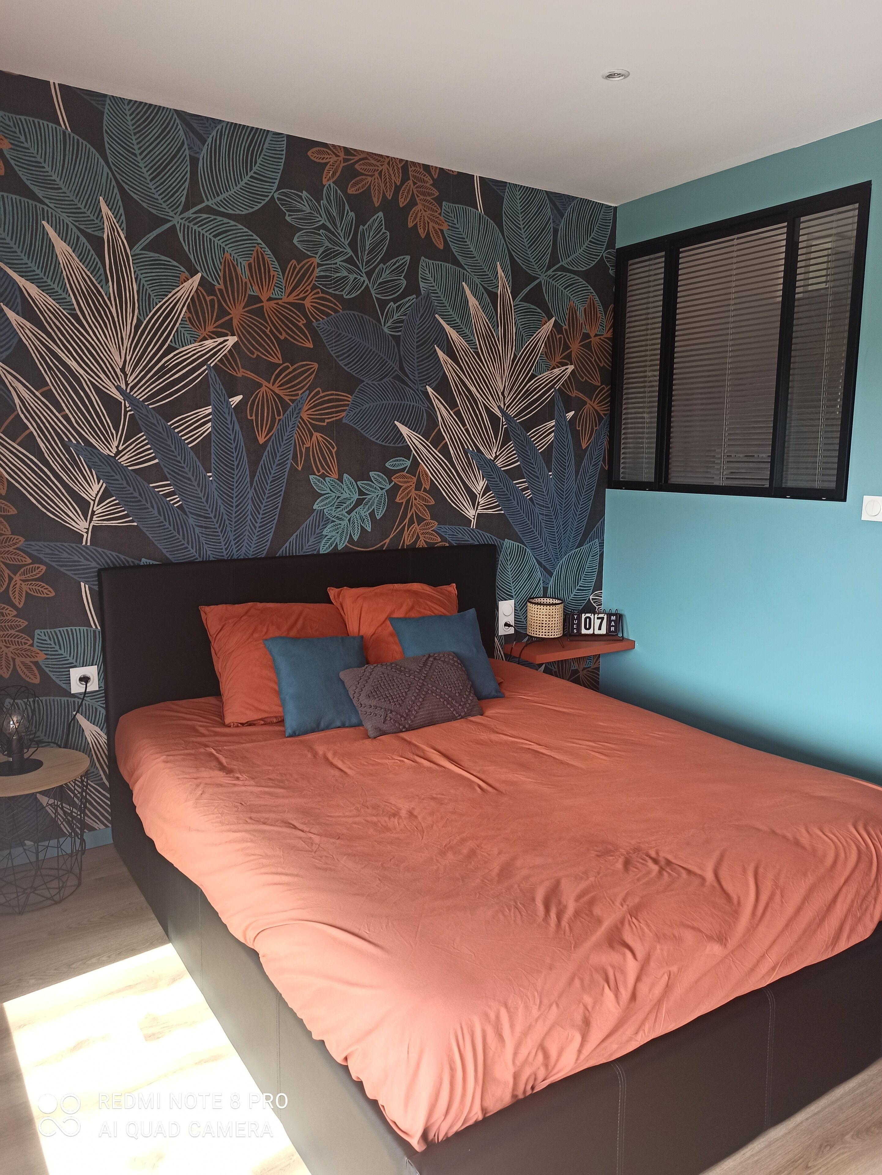 1 chambre, fer et planche à repasser, accès au Wi-Fi (inclus)