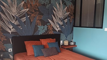 1 chambre, fer et planche à repasser, accès au Wi-Fi (inclus)