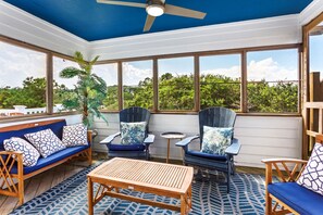 Interior - La Ballena Cottage: Oceanside  w/ Private Pool (Corolla)