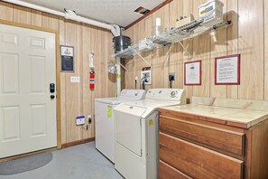 Interior - 5540 Pointe' of View KDH * Canalfront (Kill Devil Hills)