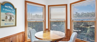 3057 Olive the Beach * 5 Min Walk to Beach