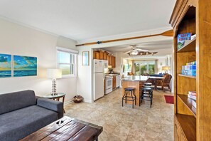 TV, fireplace, offices - Beachfront OBX condo: family fun & ocean views (Nags Head)