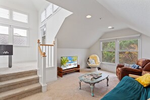 TV, fireplace, foosball, books