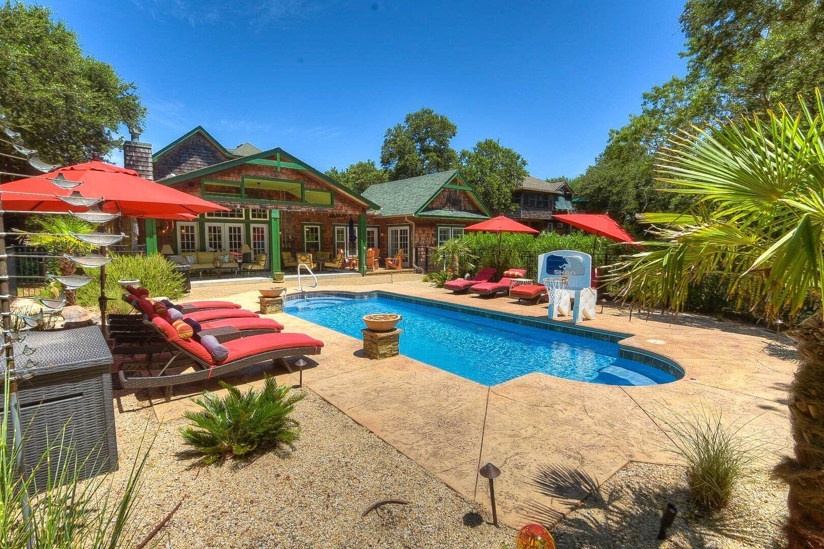 3013 Serenity Now * Saltwater Pool * Fire Pit