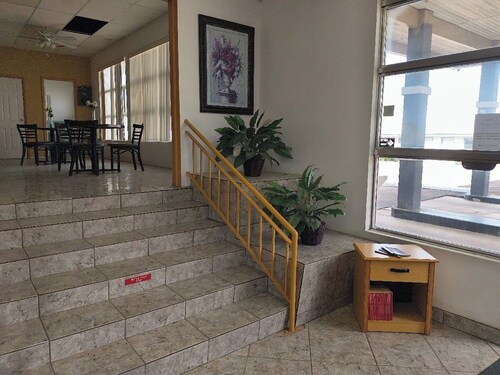 Welcome Inn and Suites