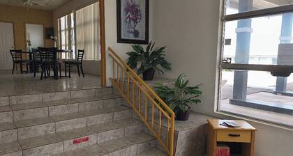 Welcome Inn and Suites