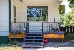Exterior detail - RIVER HAUS: Glacier National Park's Iconic Home — The CLOSEST House to GNP (West Glacier)