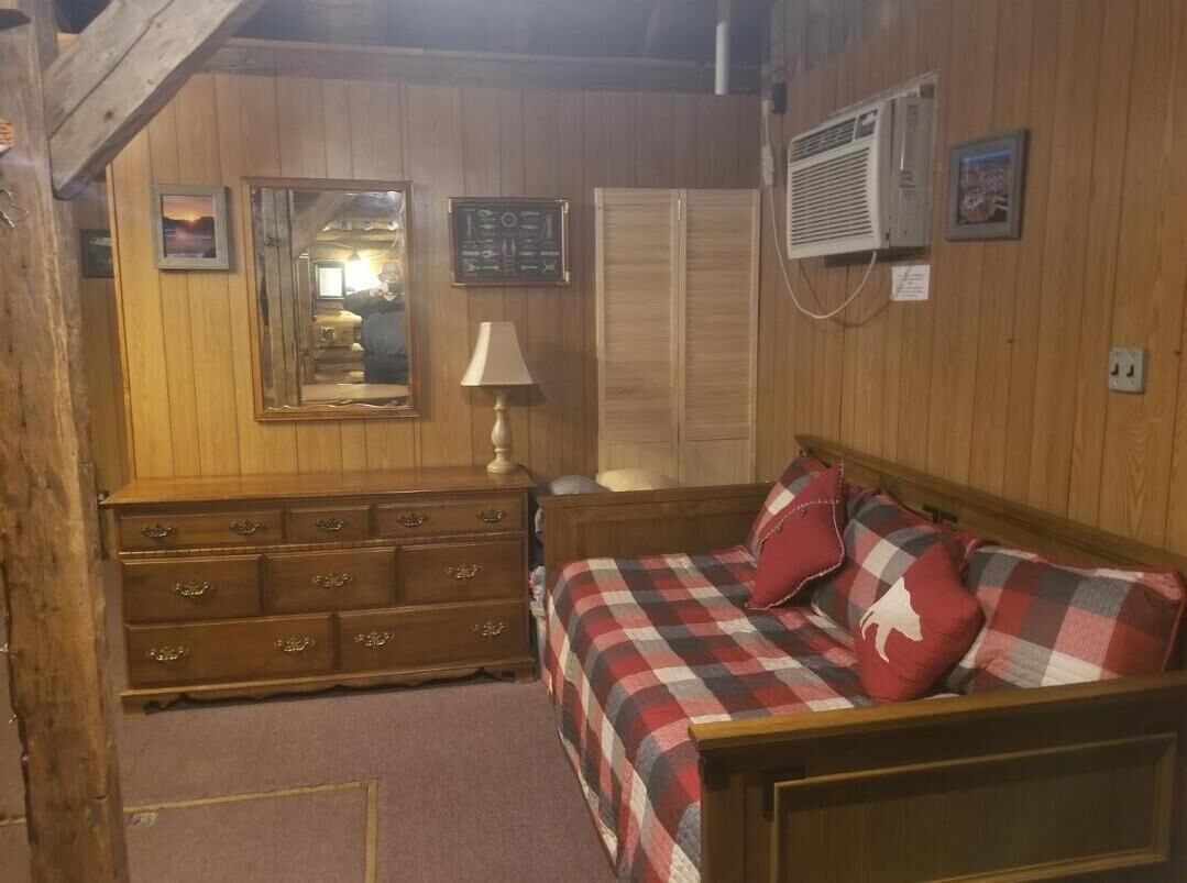 1 slaapkamer, een strijkplank/strijkijzer, wifi, beddengoed