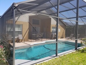 Pool - Beautifully decorated and remodeled villa close to Disney World (Kissimmee)