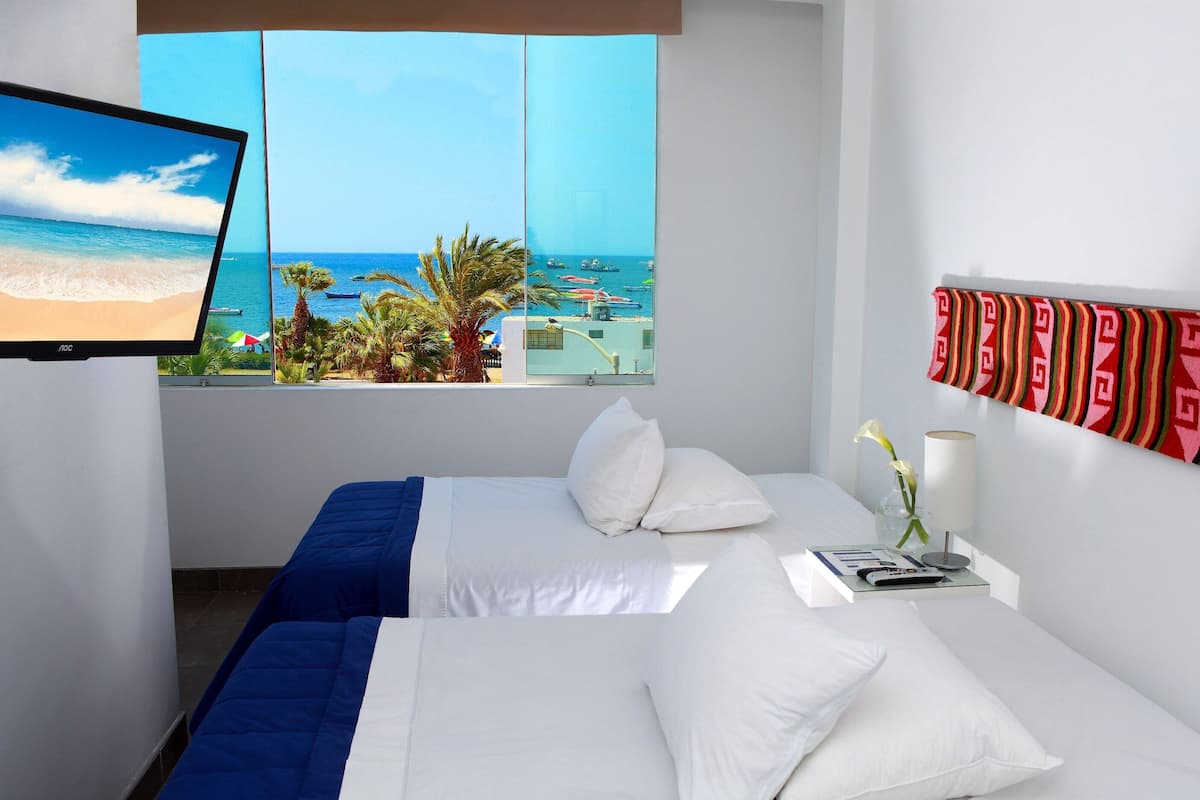 classic double room, 2 single beds, non smoking, ensuite | 1 bedroom, soundproofing, free wifi, bed sheets