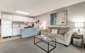 TV, fireplace, offices