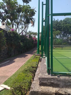 Tennis court