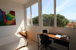 4 chambres, Wi-Fi gratuit, draps fournis